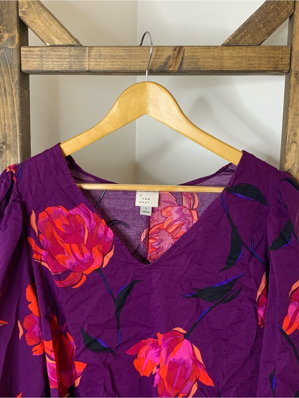 A New Day Floral V-Neck Puff Sleeve Blouse - Purple with Pink-Red Blooms Size L - Picture 2 of 6